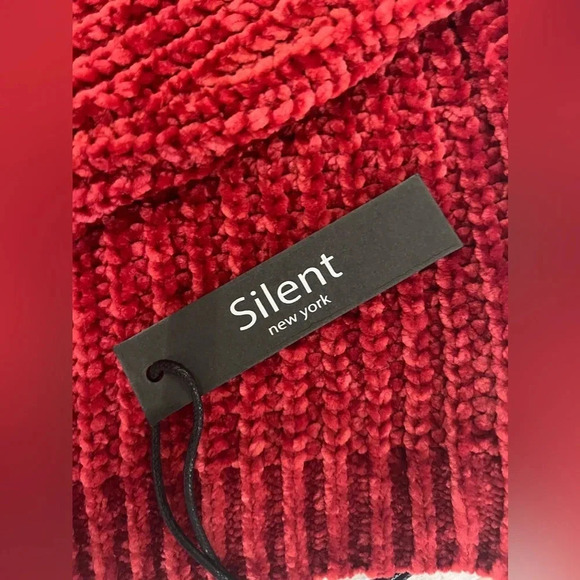 NWT Silent NYC Red Sweater - Picture 2 of 3